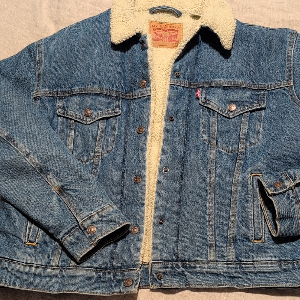 Levi's Blue Jean Jacket with Cream Lining
